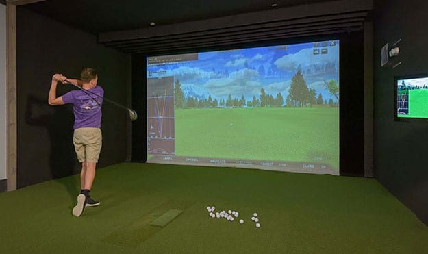PGA-Quality Golf Simulator