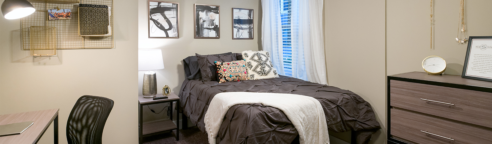 Furnished apartment bedroom