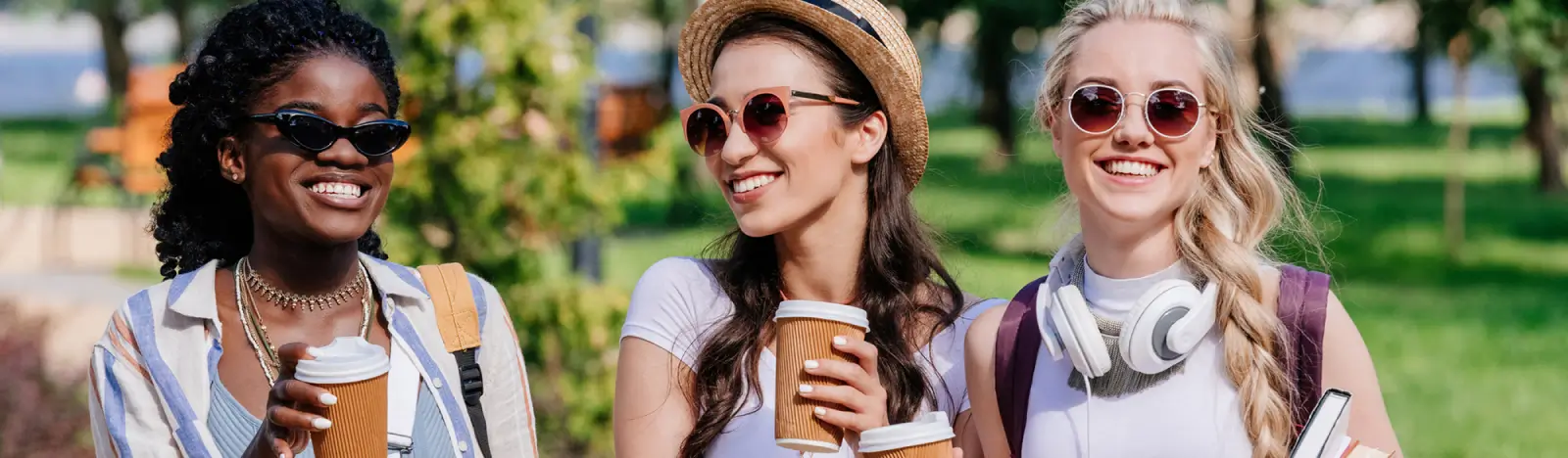 friends drinking coffee outside